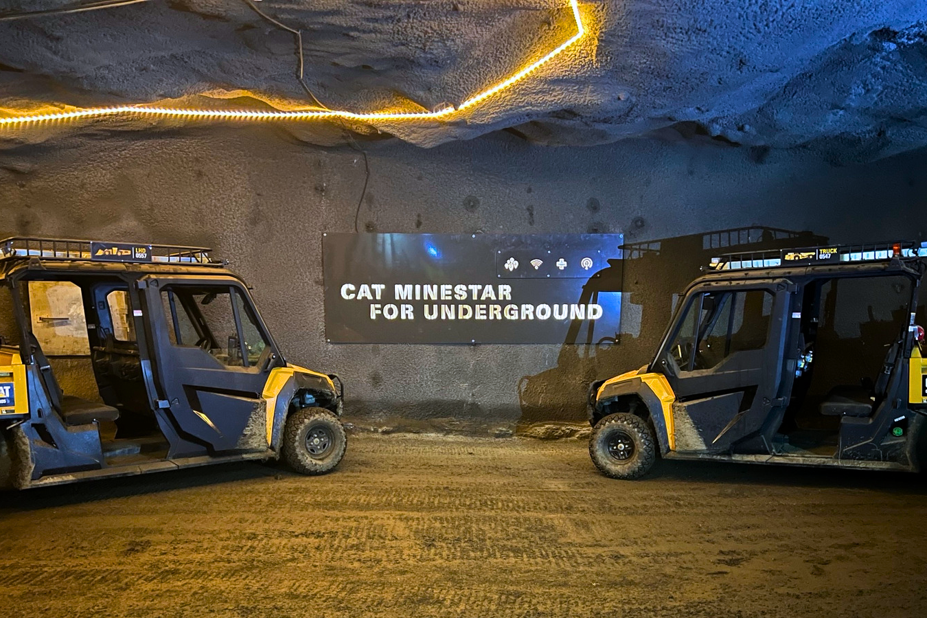 CAT MineStar for Underground signage underground 